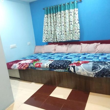 Bhagwati Guest House Ujjain Buitenkant foto